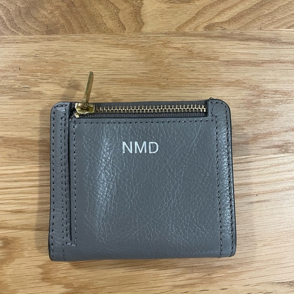 Fossil Logan Grey Leather RFID-Blocking Mini Multifunction Bifold Wallet - Picture 2 of 9